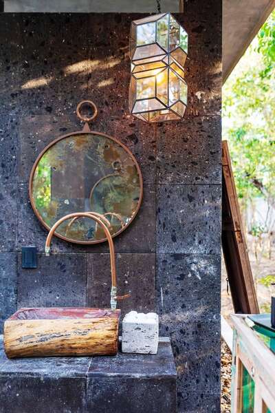 ARTHOUSE LUXURY CONDOS