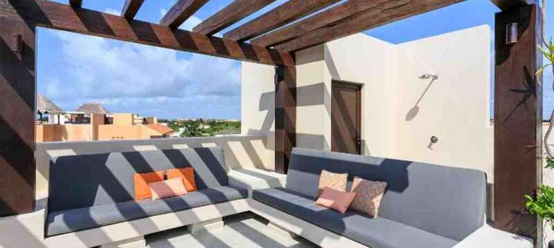 VILLAS LAS PALMAS 2 CONDO